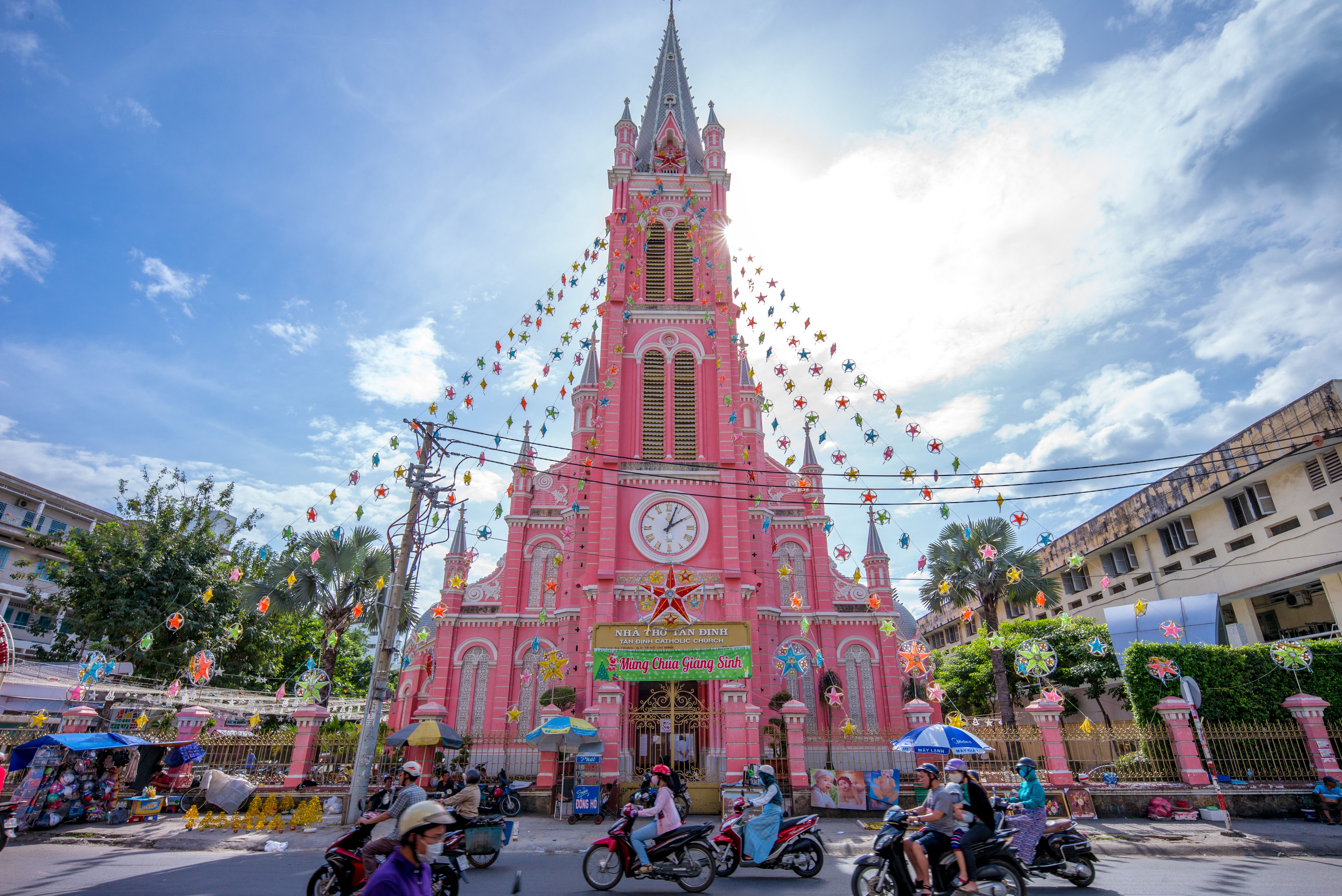 Top 5 instagramable old Catholic churches in Saigon